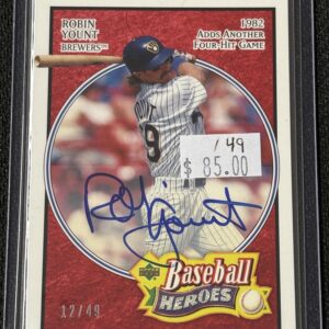 2005 UPPER DECK BASEBALL HEROES ROBIN YOUNT AUTO